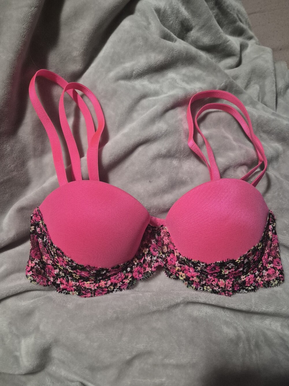 NWOT PINK Victoria's Secret Multi Way Push Up Bra Pink Floral Lace Flower 30A